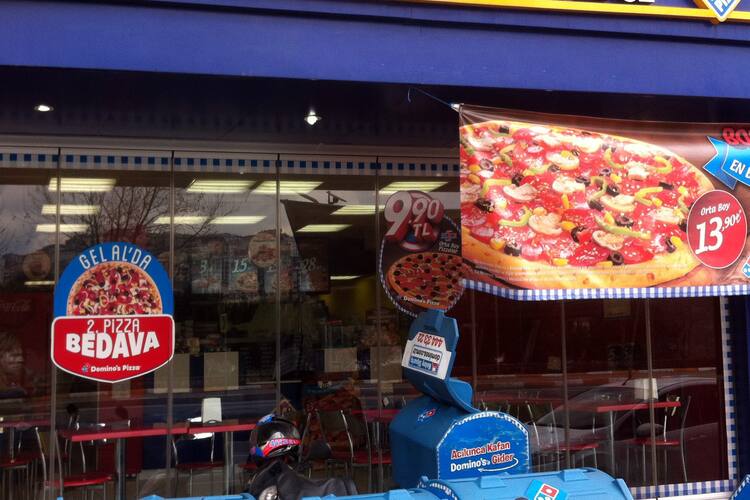 Domino S Pizza Sutluce Istanbul